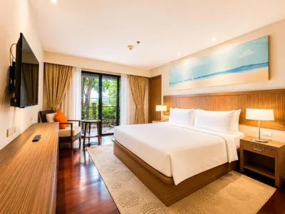 King Suite con un letto a castello — Holiday Inn Resort Phuket Surin Beach by IHG